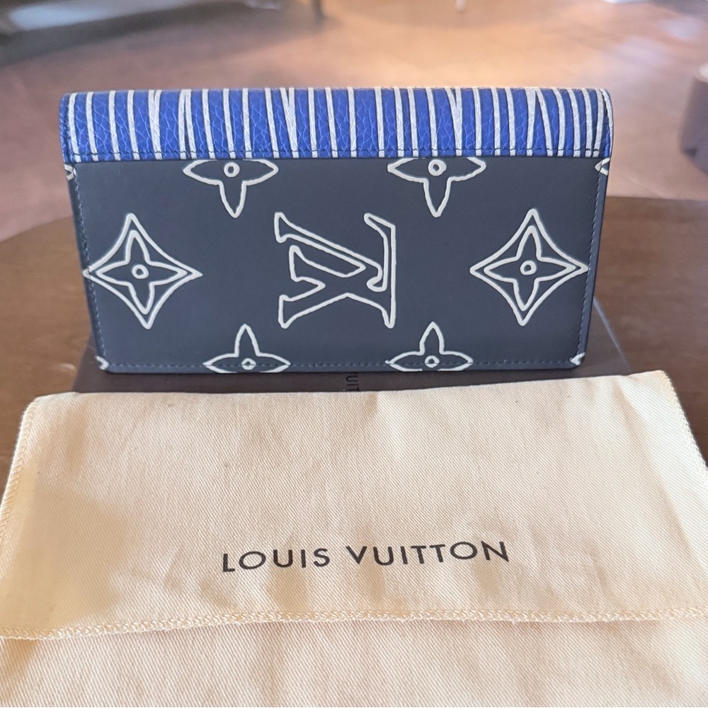 Louis Vuitton Monogram Patchwork Portefeuille Bra… - image 3